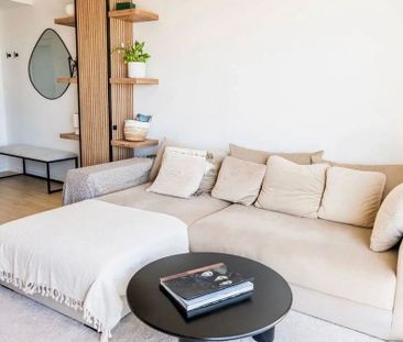 Luxury penthouse for rent in Nueva Andalucia, Andalusia - Photo 3