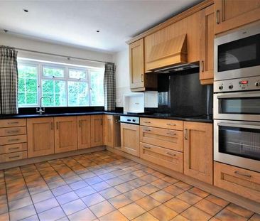 Old Avenue, West Byfleet, Surrey, KT14 - Photo 6