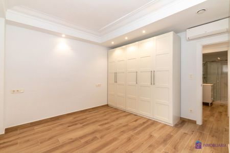 Piso de alquiler en Calle de San Miguel, Paseo Independencia - Photo 2