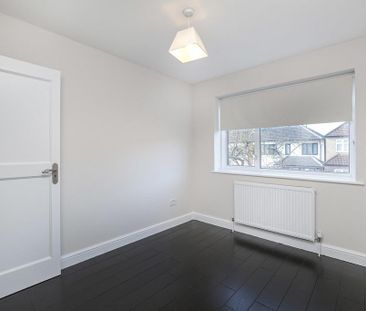 4 bedroom terraced house to rent - Photo 3