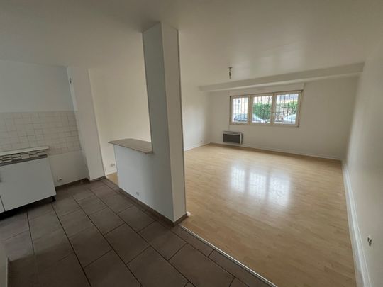 Location Appartement 1 pièce 36m² PONTAULT COMBAULT 77340 - Photo 1