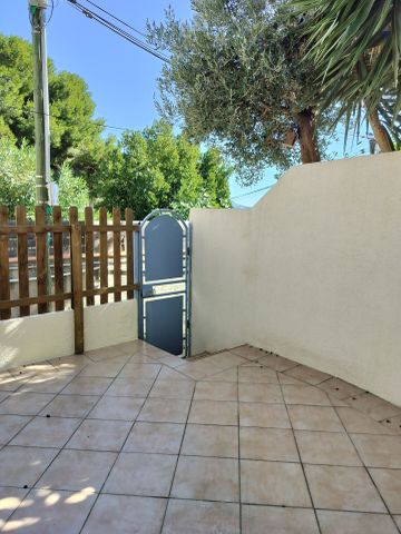 maison 3 pièces 36m2 MARSEILLE 6EME 950 euros - Photo 4