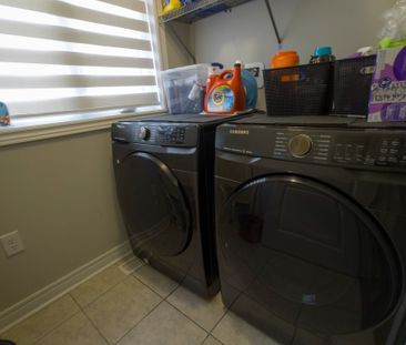 For Lease - 122 Finegan Circle, Brampton, Ontario - Photo 1