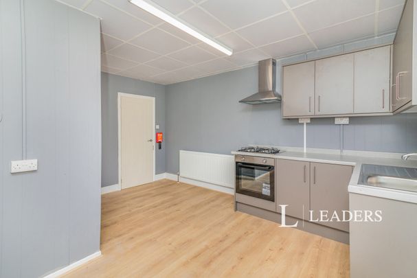 2 bedroom apartment to rent North Parade, Lowestoft, Suffolk, NR32 - Photo 1
