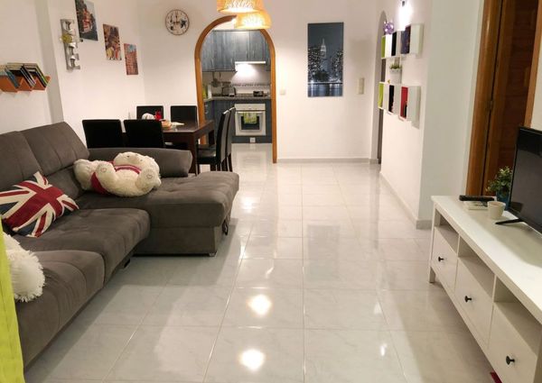 FOR RENT Apartment with 2 bedrooms with pool for LONG TERM