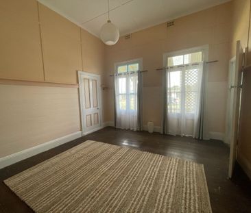 Studio Living - Photo 2