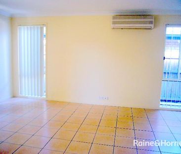 19 Heritage Circuit, Springfield Lakes QLD 4300 - House For Rent | ... - Photo 2