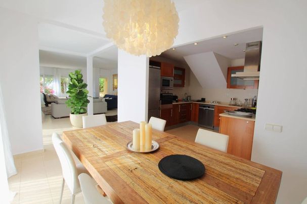 4 room luxury House for rent in Sitges, Catalonia - Photo 1