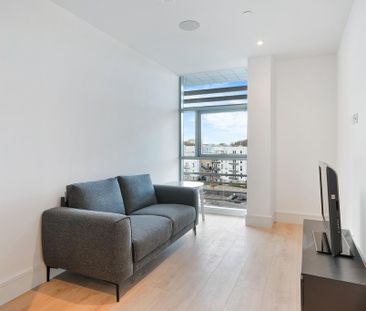 Studio to rent - Photo 2