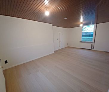 Charmante woning met 3 kamers, 2 garages en tuin te Deurle - Foto 3