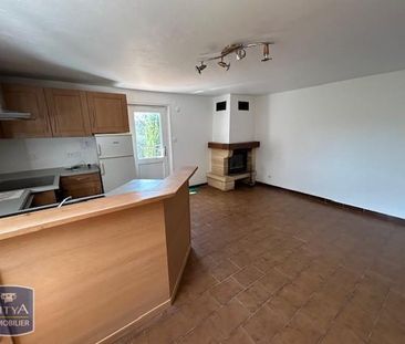 Location Appartement 3 pièces 54m² ST FERREOL D AUROURE 43330 - Photo 2