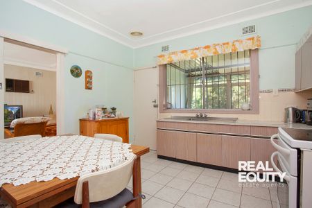 147 Epsom Road, Chipping Norton NSW 2170 - House For Rent | Domain - Photo 2