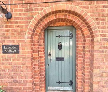Lavender Cottage, Main Street, Grove, Retford, DN22 - Photo 3