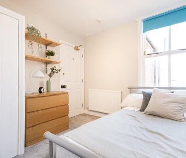 3 bedroom terraced house to rent - Photo 4