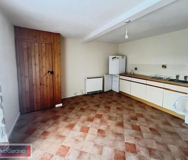 1 bedroom farm house to rent - Photo 5