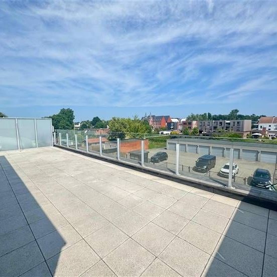 Appartement te huur - Photo 1