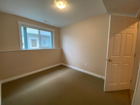 5775 Bradbury Road – Upper - Photo 4