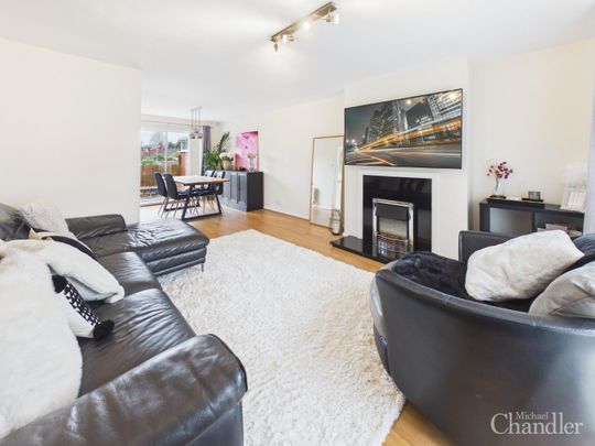 54 Cedar Grove, Holywood, BT18 9QG - Photo 1