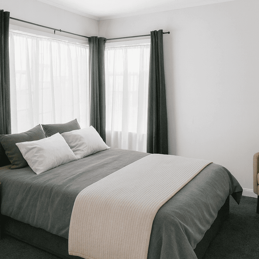 Four bedroom home! - Photo 1