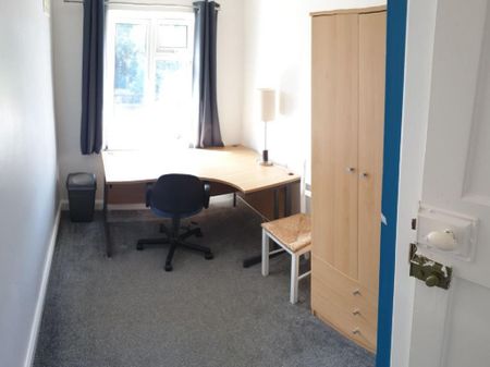 3 bedroom house to rent - Photo 4