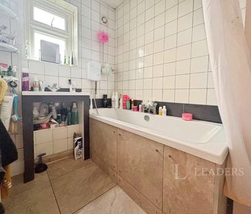 3 bedroom house to rent Harry Barber Close, Norwich, Norfolk, NR5 - Photo 6