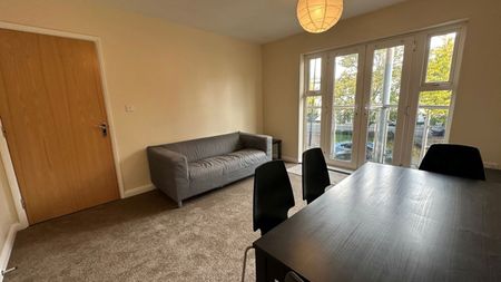 Bodiam Hall, City Centre - Photo 3