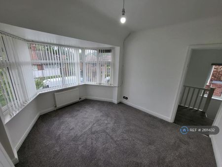 3 bedroom semi-detached house to rent - Photo 4