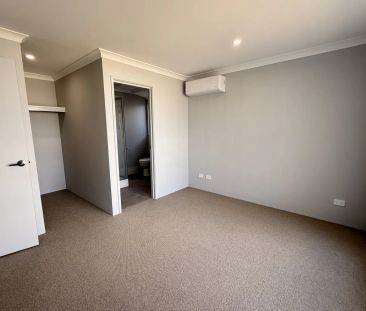 Brand New 5 Bedroom House in Prime Dudley Park Location - Photo 4