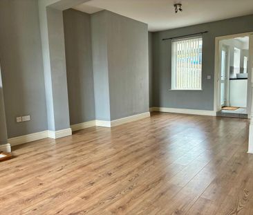 2 bedroom terraced house to rent - Photo 6