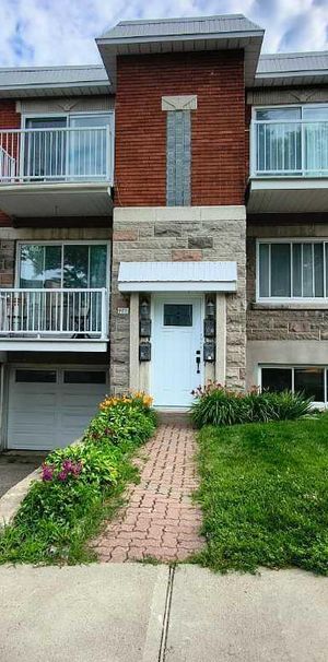 Appartement Ahuntsic 3 1/2 climatisé avec électroménagers et balcons - Photo 1