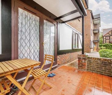 Robina Close, Northwood, HA6 - Photo 1