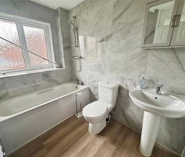 3 bedroom semi-detached house to rent - Photo 4