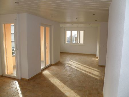 Beautiful duplex penthouse of 5.5 rooms in Sion - Foto 4