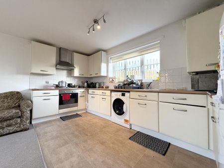 17 Rathbone Crescent - Photo 4