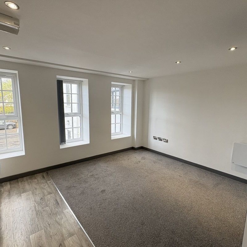 Harrington Close - Photo 1