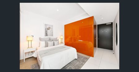 Stylish 1 Bedroom Apartment w/ Serene Park View. In Central Park, Sydney CBD - Photo 3