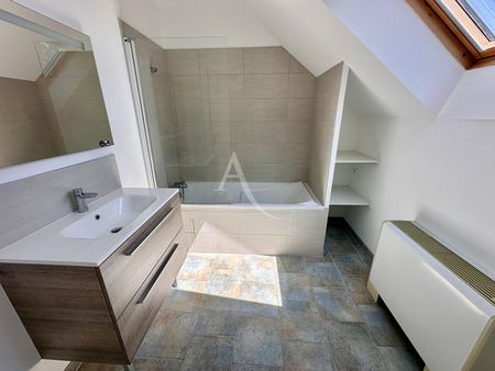 Location Appartement 6 pièces 115m² BRISSAC QUINCE 49320 - Photo 5