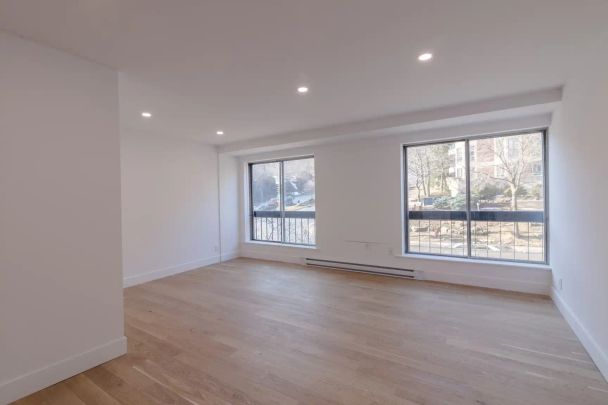 1 de la Cote-Saint-Catherine — Studio - unit 206 - Photo 1