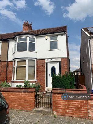 3 bedroom semi-detached house to rent - Photo 1