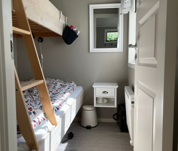 Malmköpingsvägen, Älvsjö - Photo 1