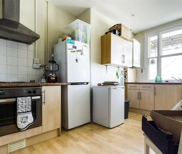 4 bedroom apartment to rent - Photo 6