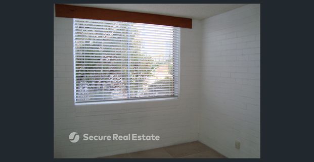 Auchenflower Unit with River & City Views - Photo 1