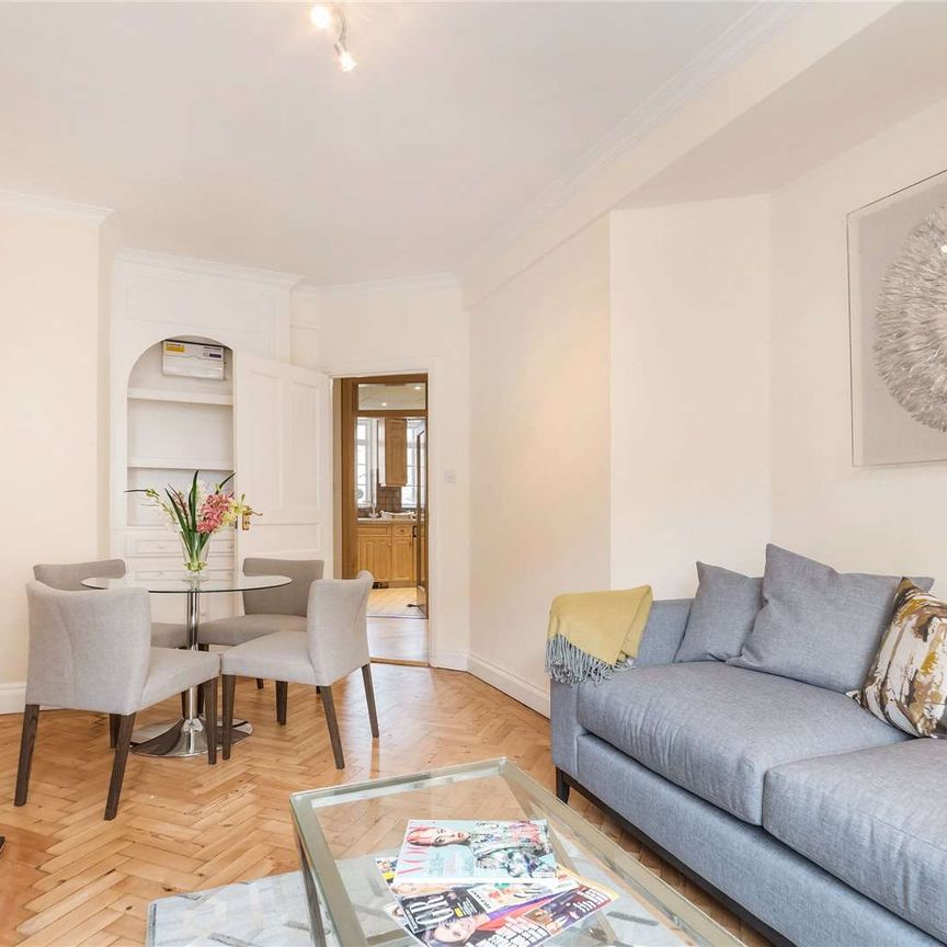 A well presented two bedroom property in one of Mayfair's most sought after locations. - Photo 1