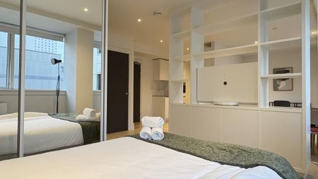 Studio to rent - Photo 2