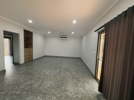 UNIQUE 2 BEDROOM, 1 BATHROOM UNIT IN A BEAUTIFUL RURAL SETTING - Photo 2