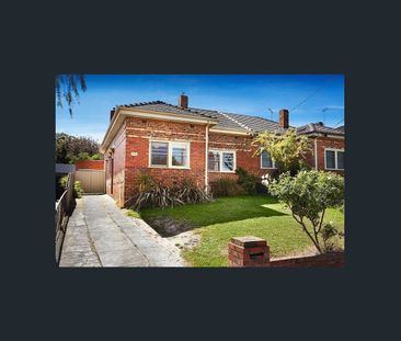 Charming Semi-Detached Home in Prime Camberwell Location - Photo 6