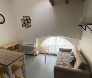 Location Appartement 1 pièce 15m² VALENCIENNES 59300 - Photo 2