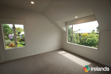 Charming 3 Bedroom Home in Upper Riccarton - Photo 2