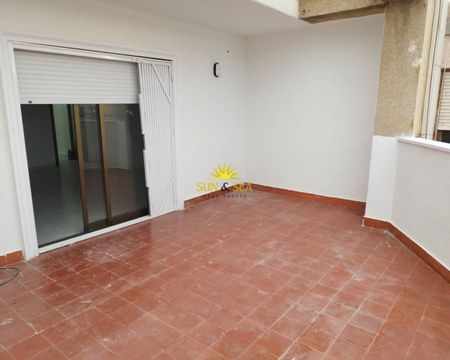 APARTMENT FOR RENT, 3 BEDROOMS AND 1 BATHROOM IN TORREVIEJA - Photo 4