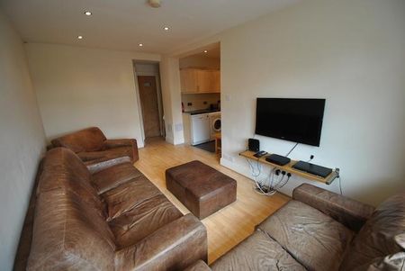 1 bedroom detached house to rent - Photo 3